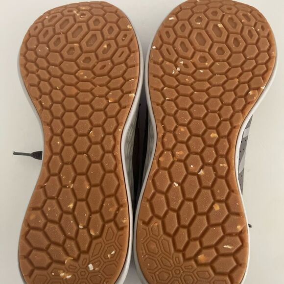 New Balance Gray Fresh Foam Men’s Size 8.5 - Picture 7 of 9